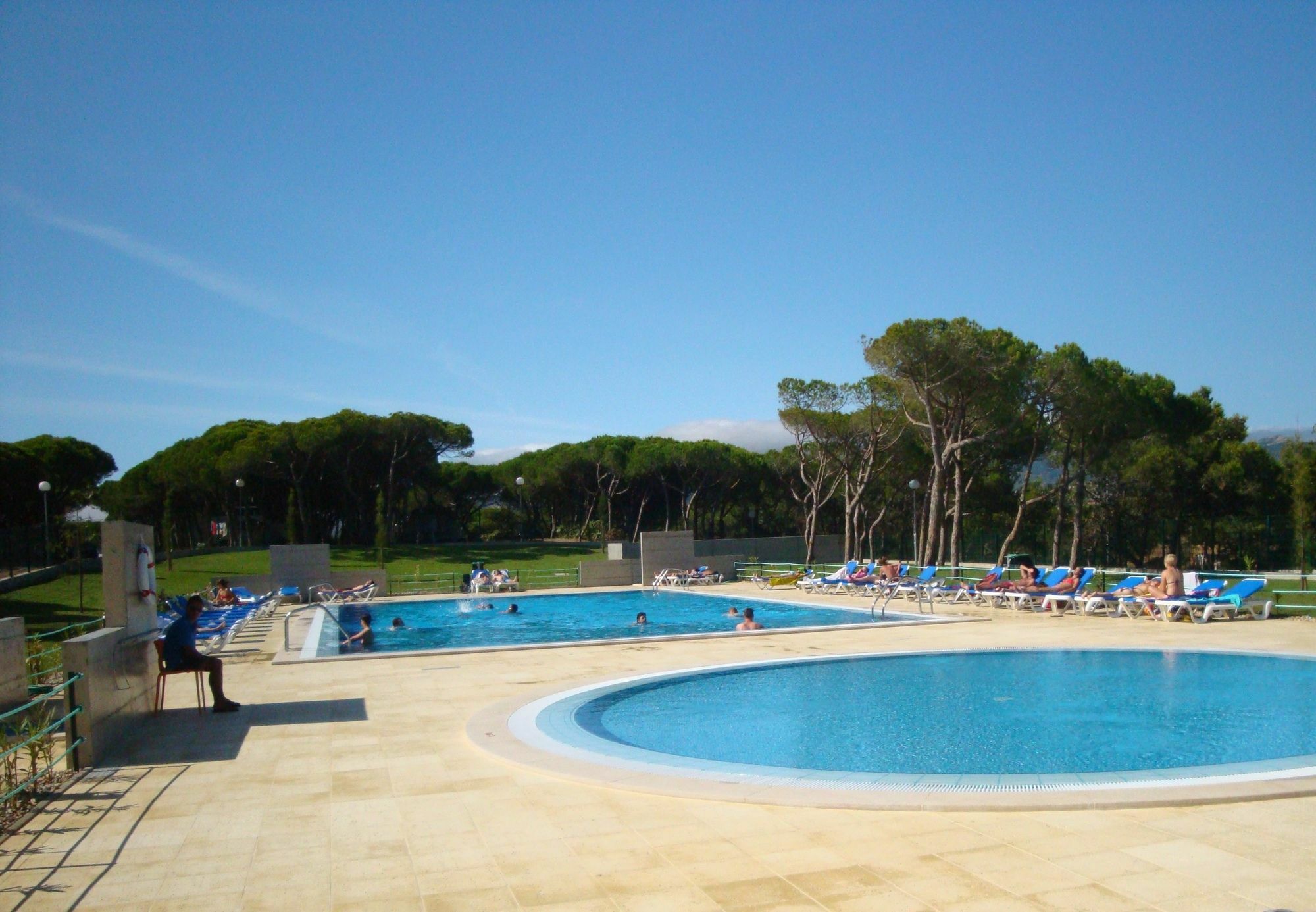 Orbitur Guincho Bungalows - Caravan Park كاسكايس المظهر الخارجي الصورة